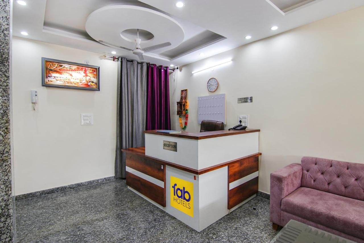 Fabhotel Hari Residency Chandigarh Exterior photo