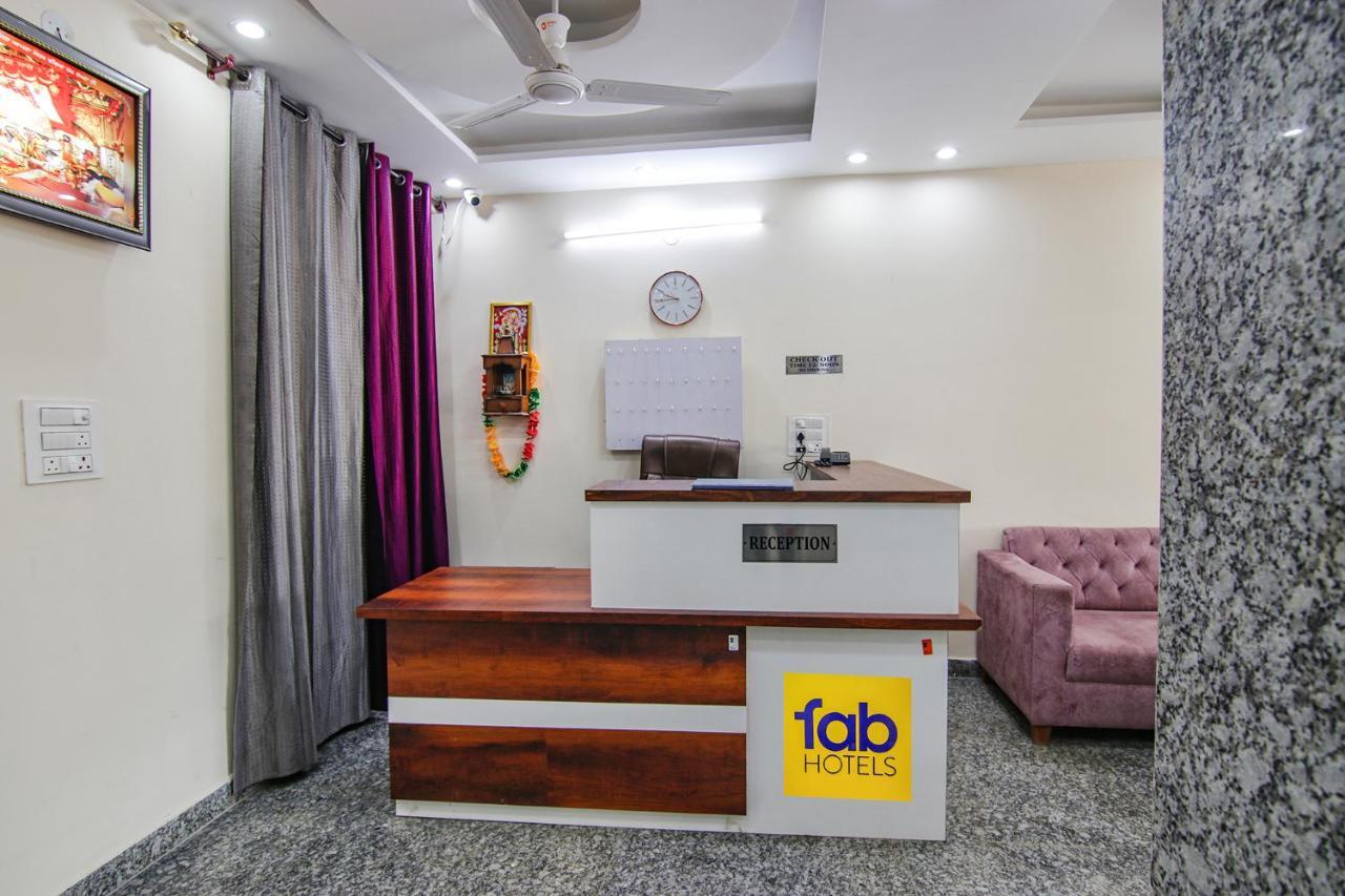 Fabhotel Hari Residency Chandigarh Exterior photo